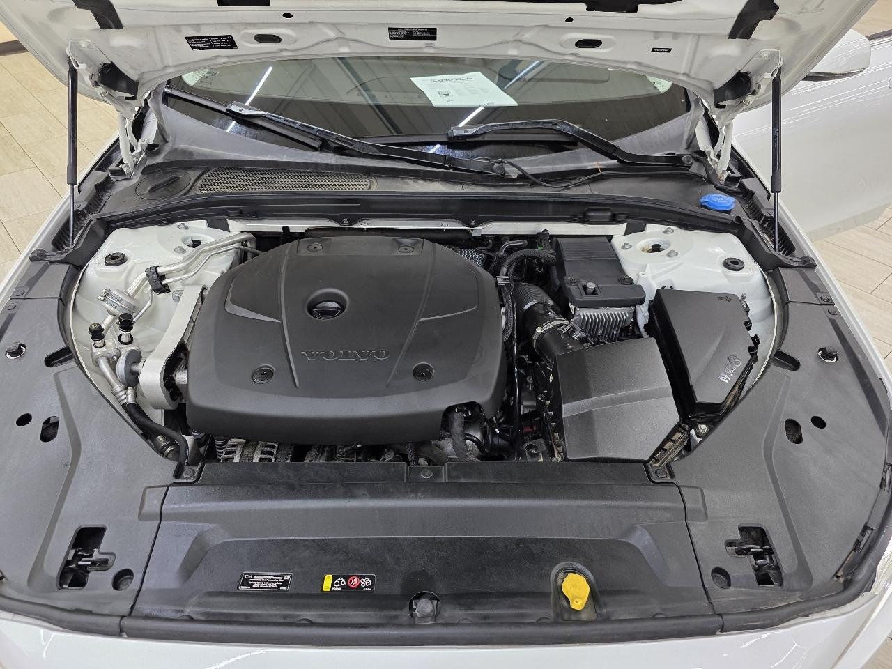 Volvo S90 T5 Momentum 2017