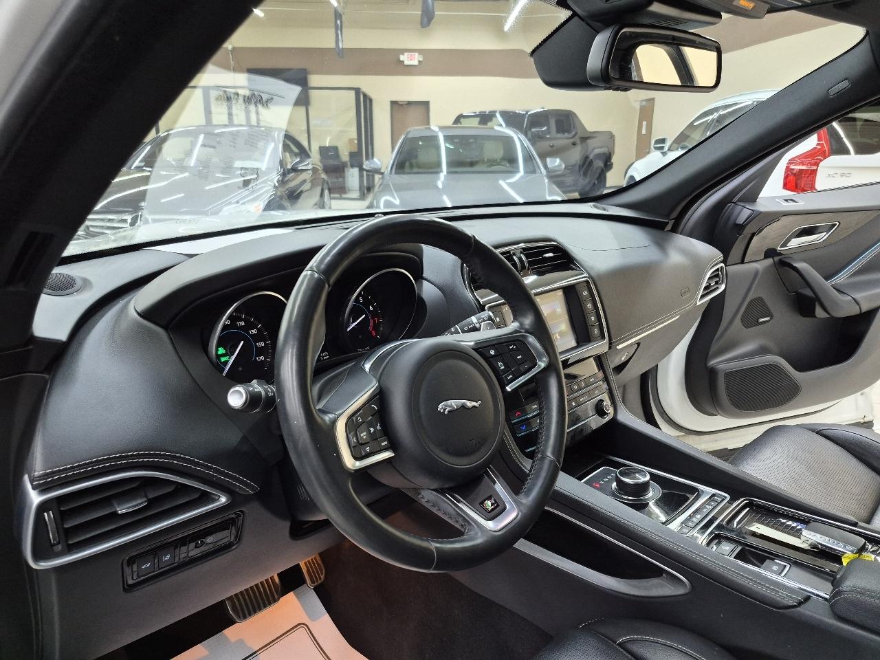 Jaguar F-Pace 35t R-Sport 2018