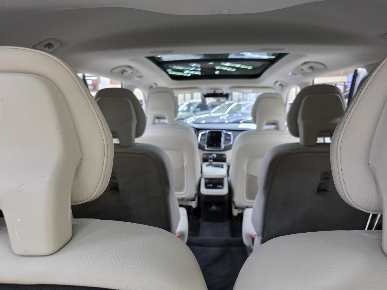 Volvo XC90 T6 Momentum AWD 2020