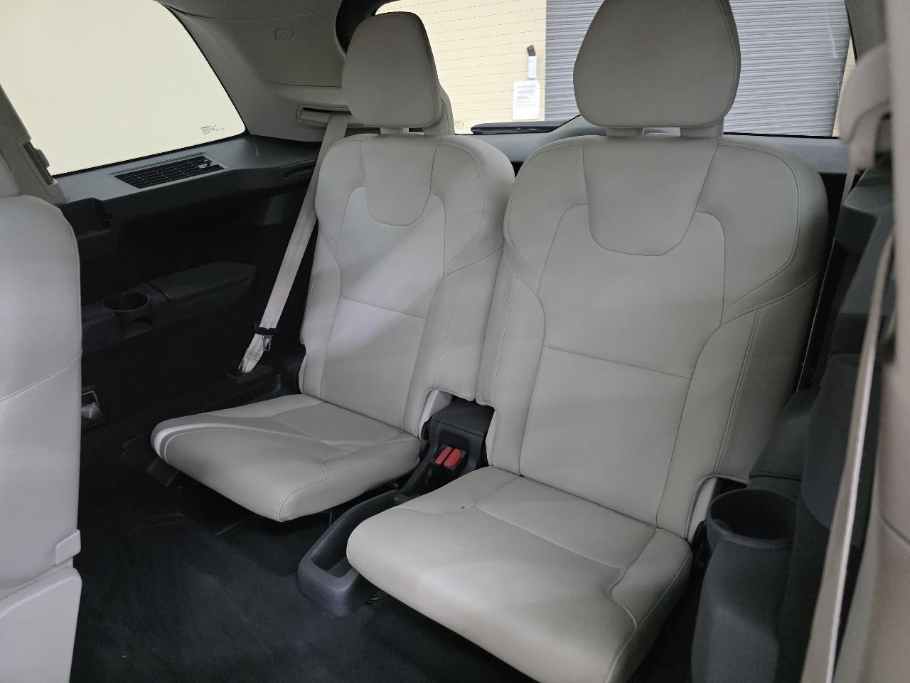 Volvo XC90 T6 Momentum AWD 2020