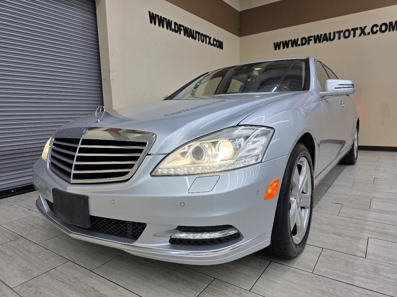 Mercedes-Benz S-Class S550 2010