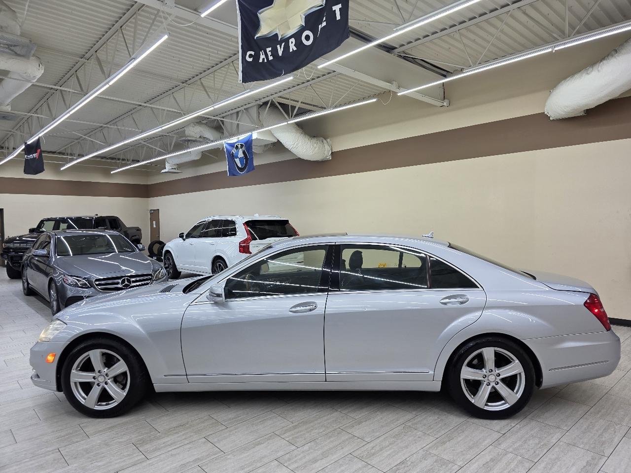 Mercedes-Benz S-Class S550 2010