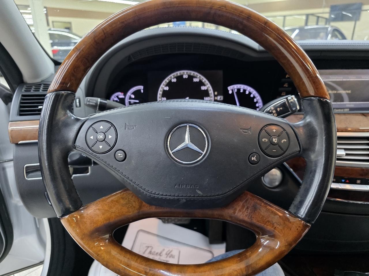 Mercedes-Benz S-Class S550 2010