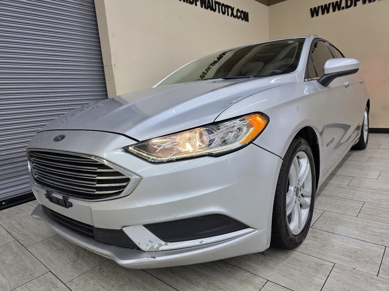 Ford Fusion Hybrid SE 2018