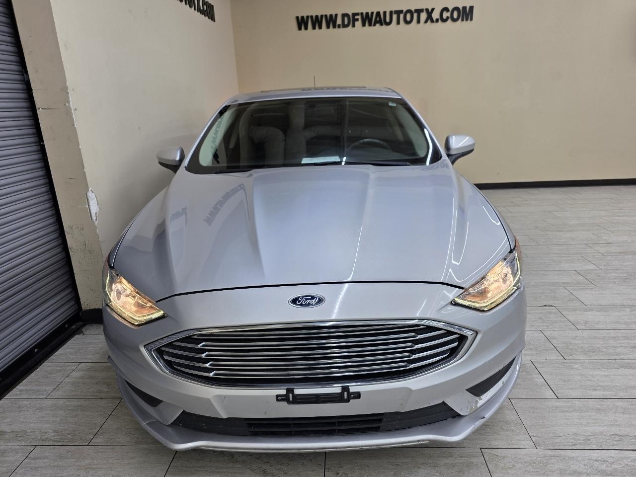 Ford Fusion Hybrid SE 2018