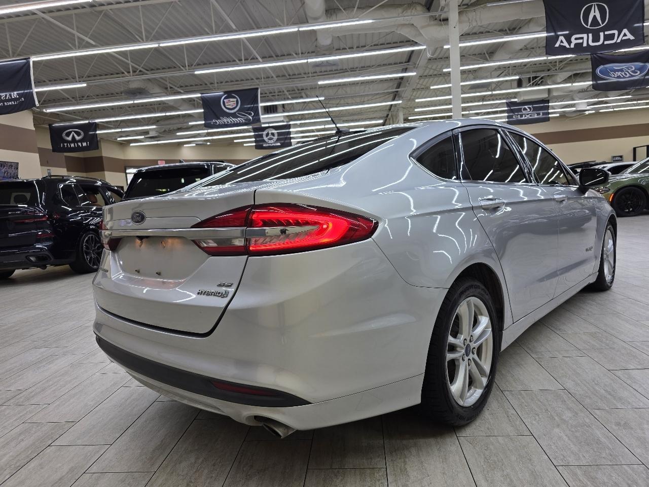 Ford Fusion Hybrid SE 2018