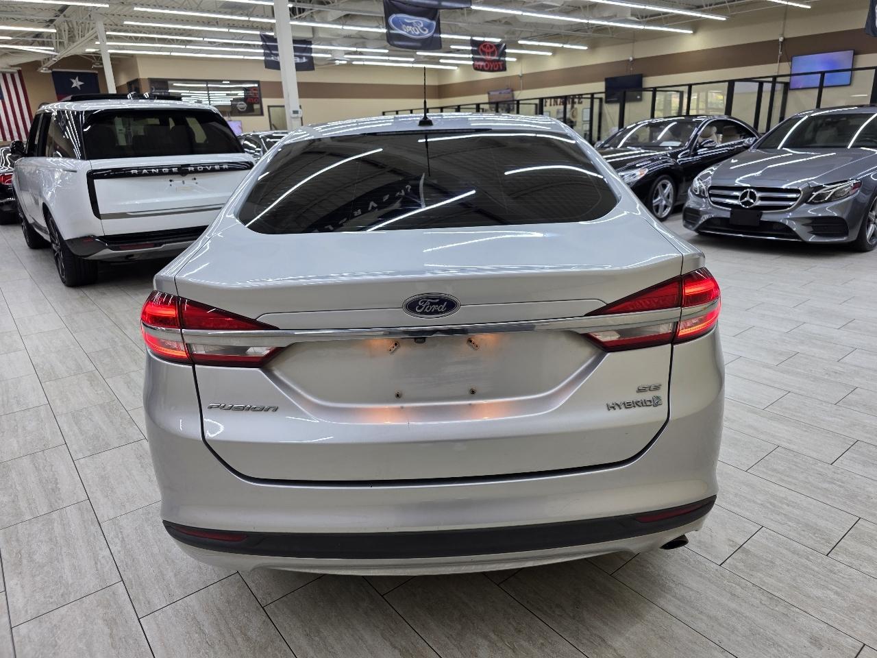 Ford Fusion Hybrid SE 2018