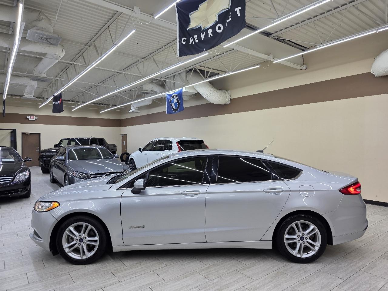 Ford Fusion Hybrid SE 2018