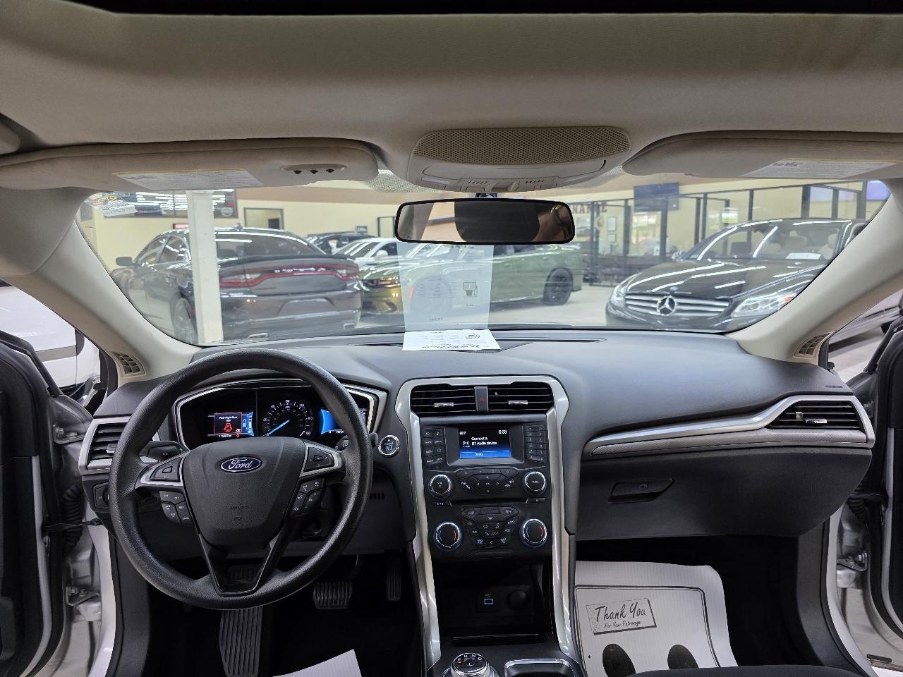 Ford Fusion Hybrid SE 2018