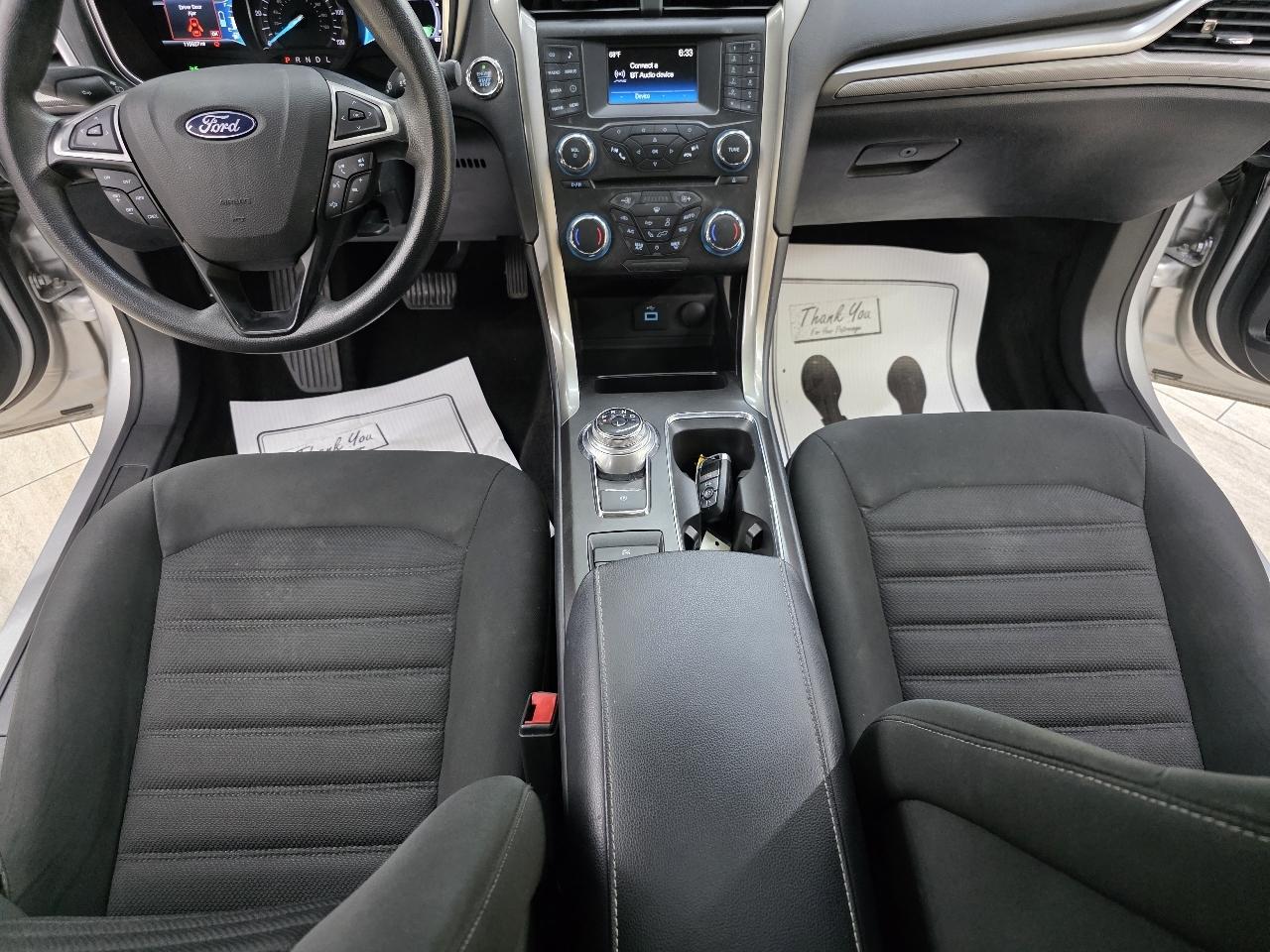 Ford Fusion Hybrid SE 2018
