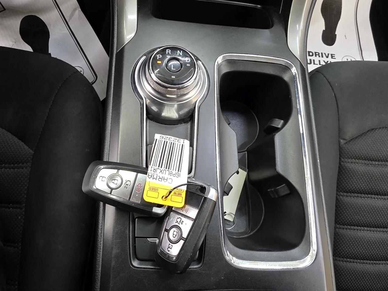 Ford Fusion Hybrid SE 2018