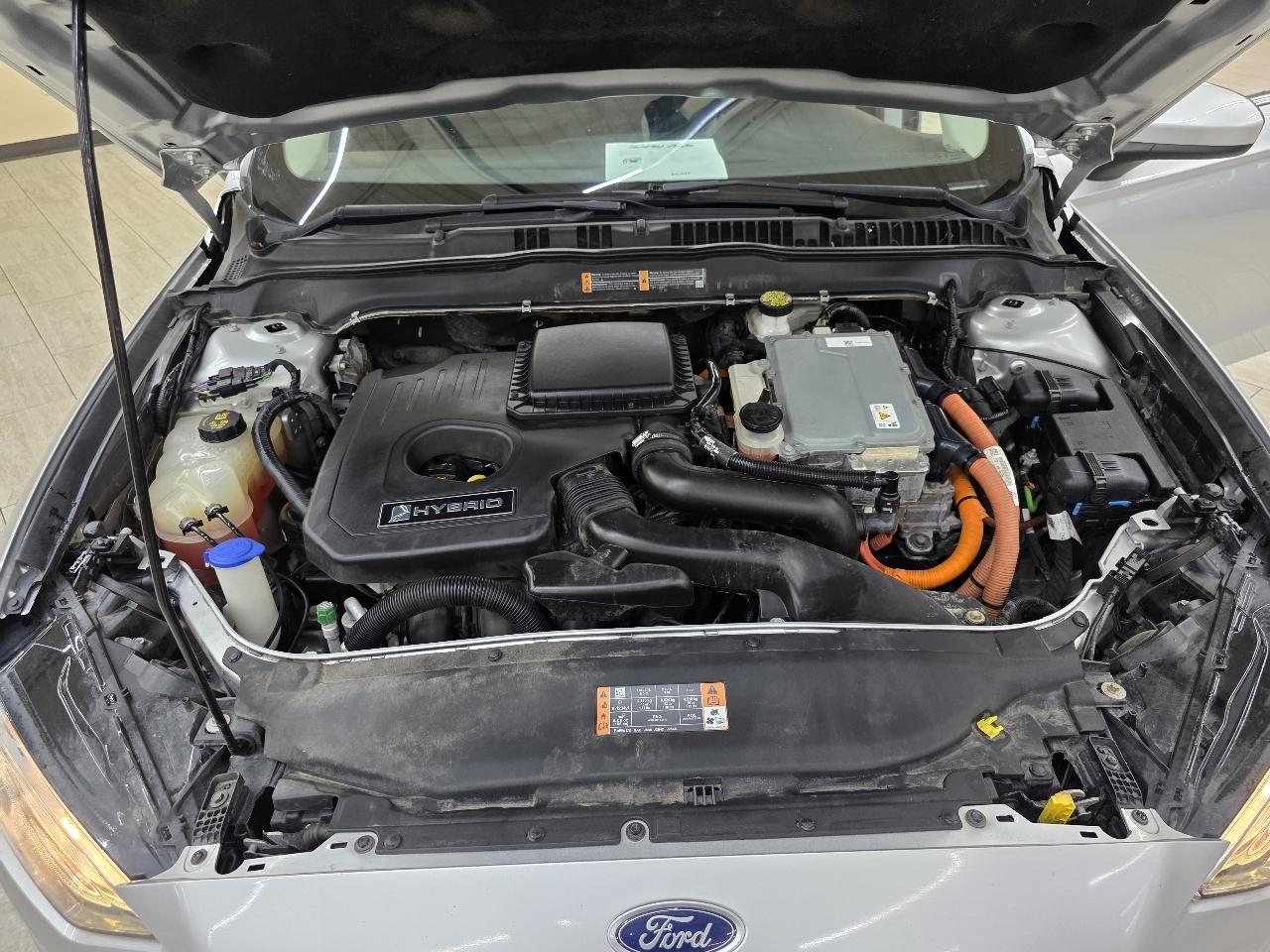 Ford Fusion Hybrid SE 2018