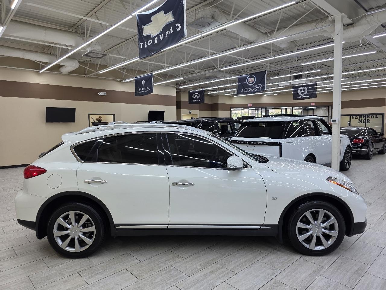 Infiniti QX50 Base RWD 2017