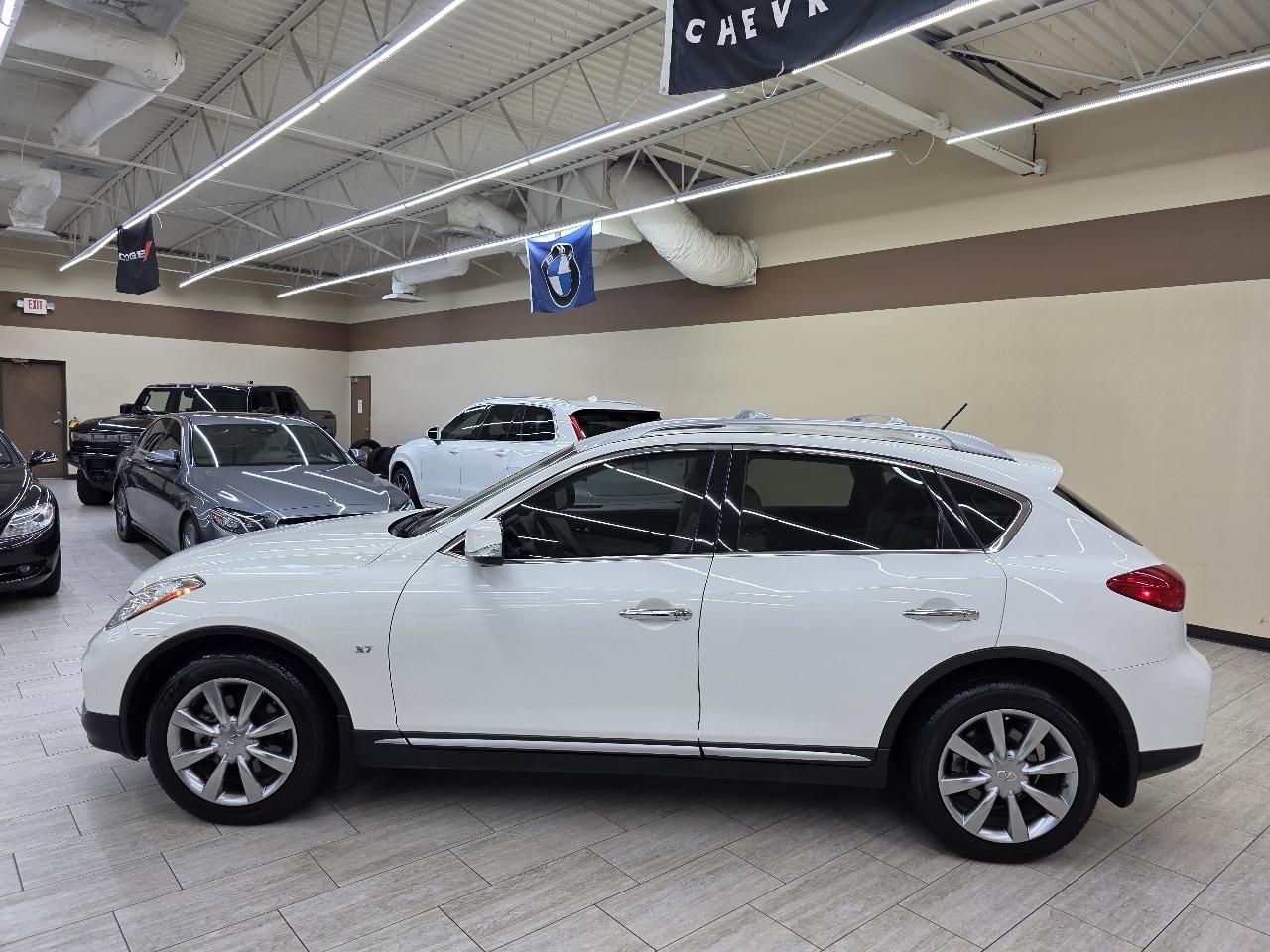 Infiniti QX50 Base RWD 2017