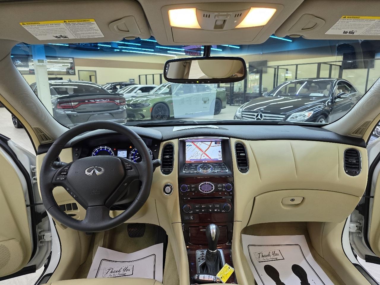 Infiniti QX50 Base RWD 2017
