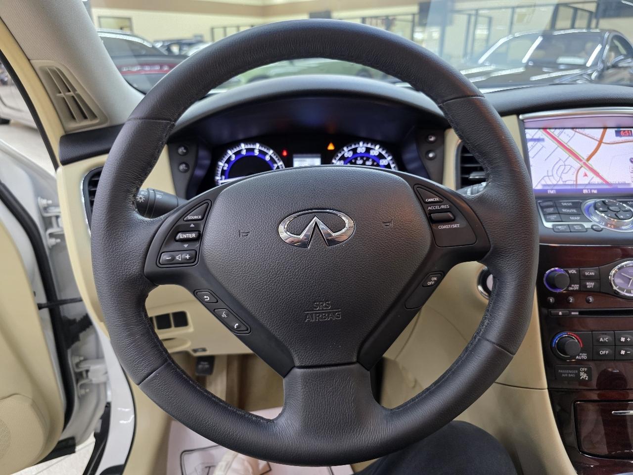 Infiniti QX50 Base RWD 2017