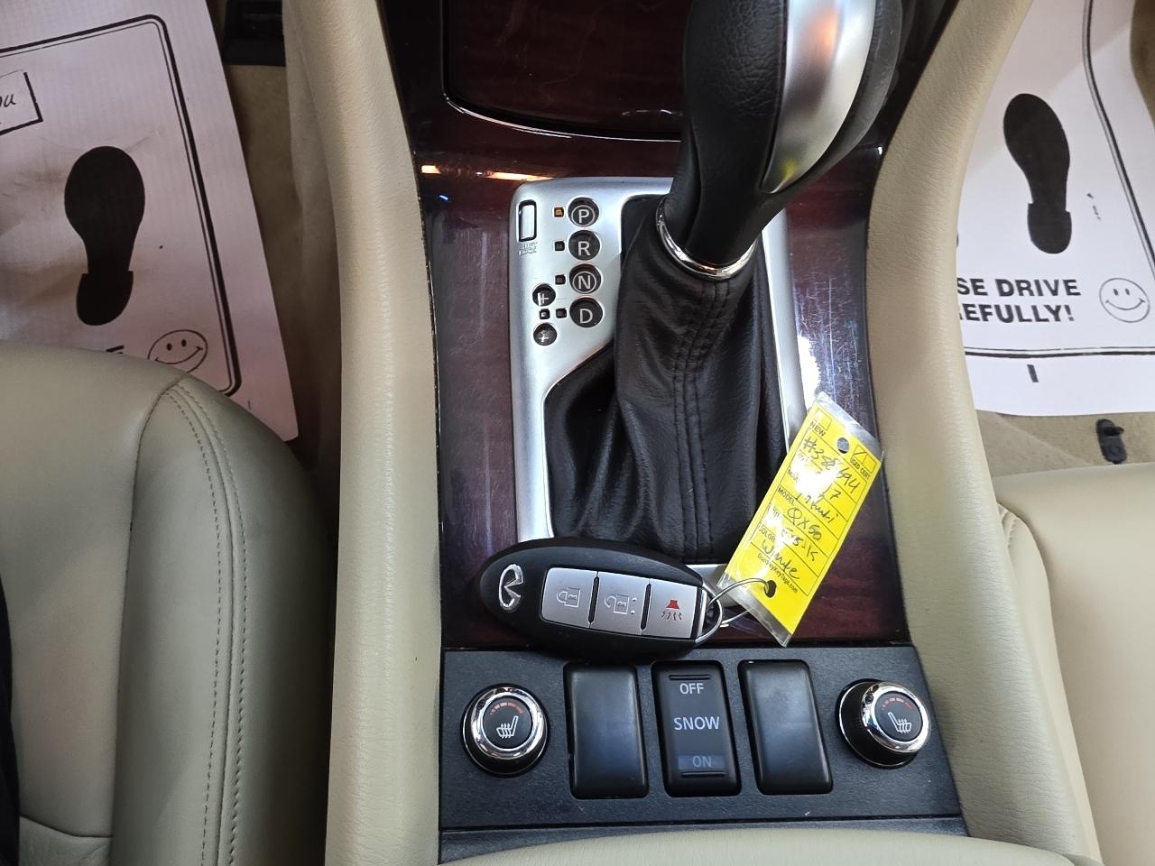 Infiniti QX50 Base RWD 2017