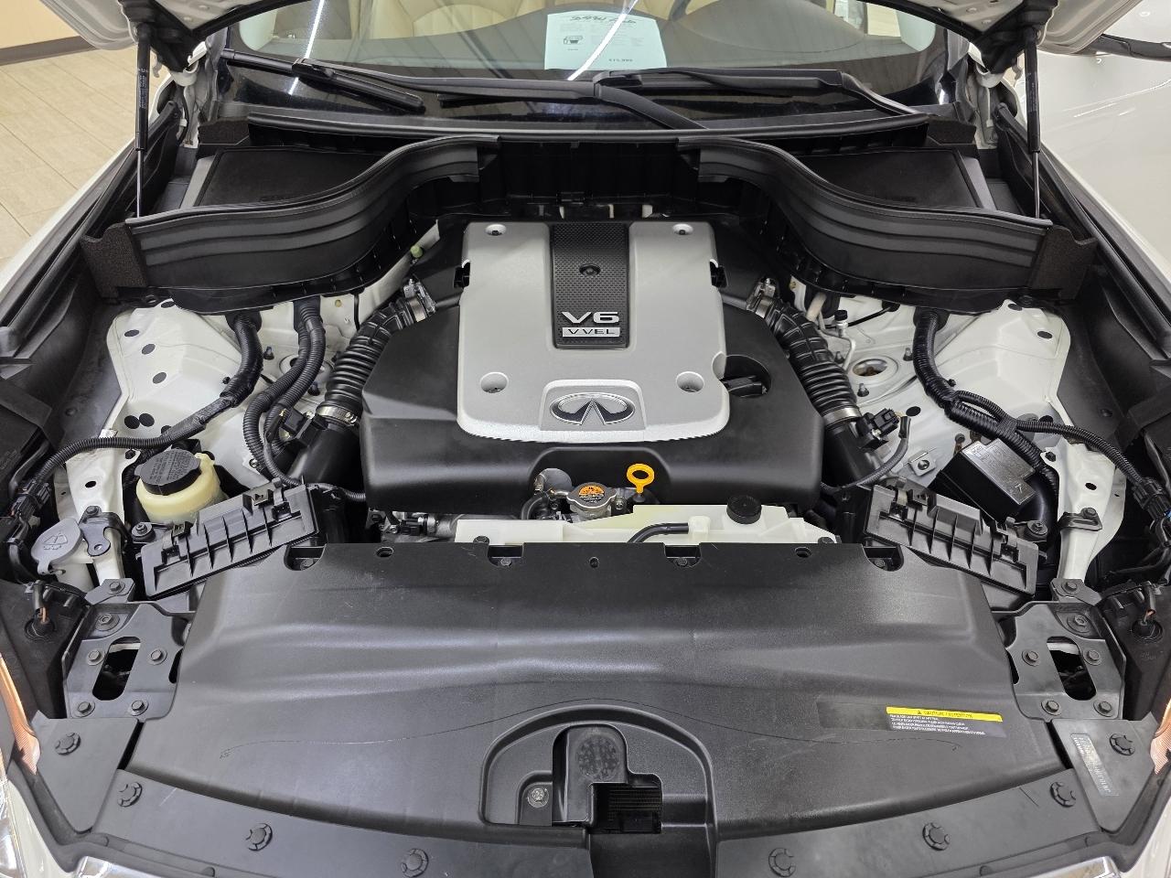 Infiniti QX50 Base RWD 2017