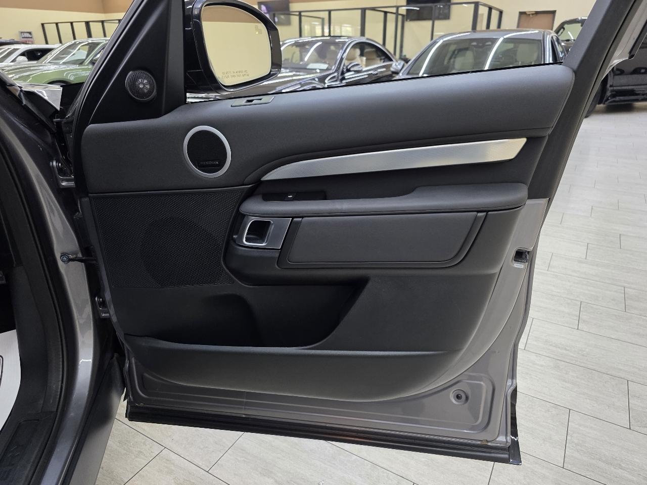 Land Rover Discovery Landmark Edition 2020
