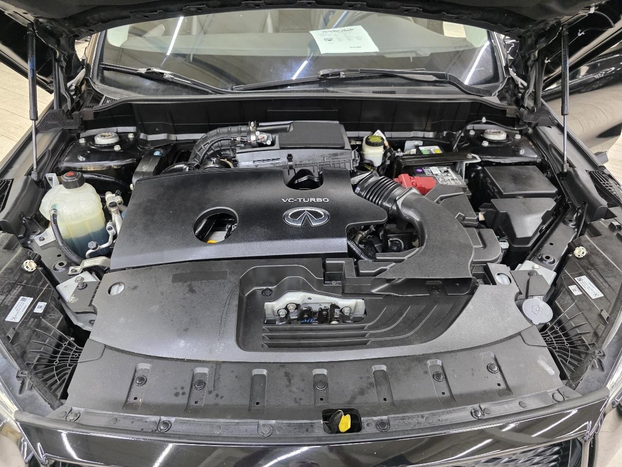 Infiniti QX50 ESSENTIAL 2021