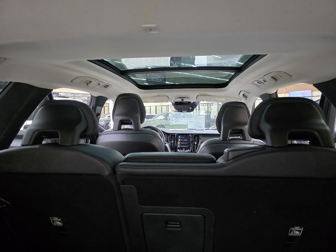 Volvo XC60 T5 Momentum AWD 2018