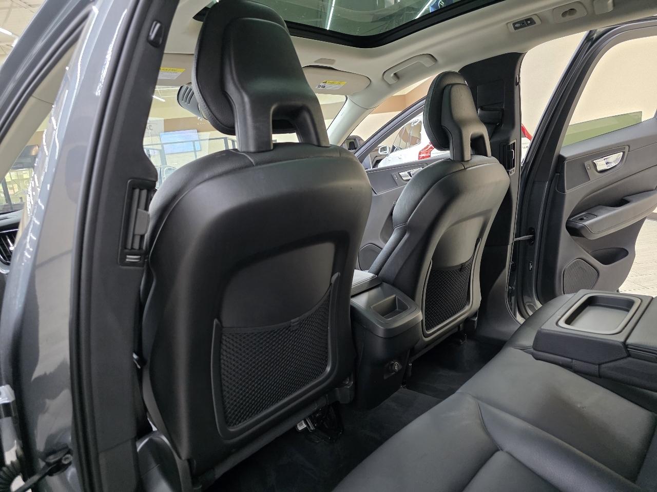 Volvo XC60 T5 Momentum AWD 2018