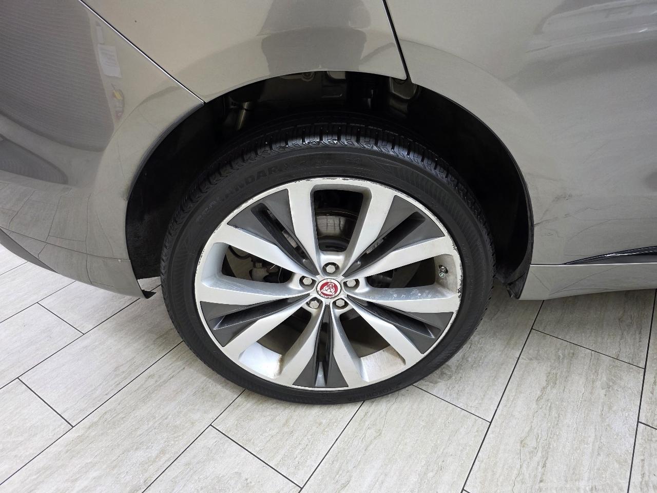 Jaguar F-Pace 25t R-Sport 2018
