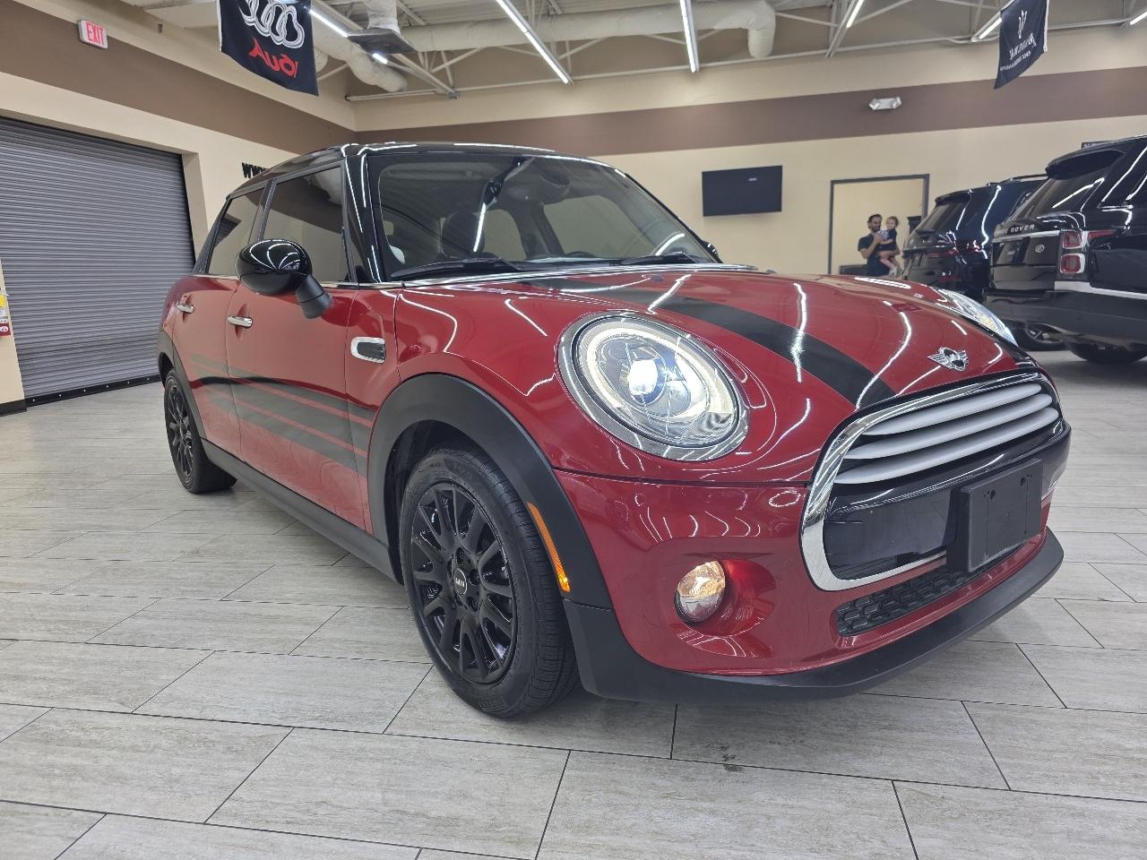 MINI Cooper Base 2015