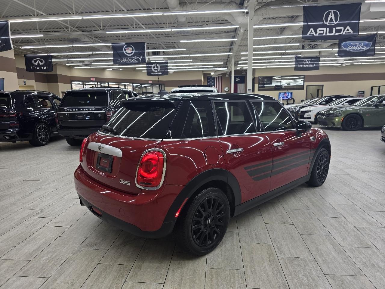 MINI Cooper Base 2015