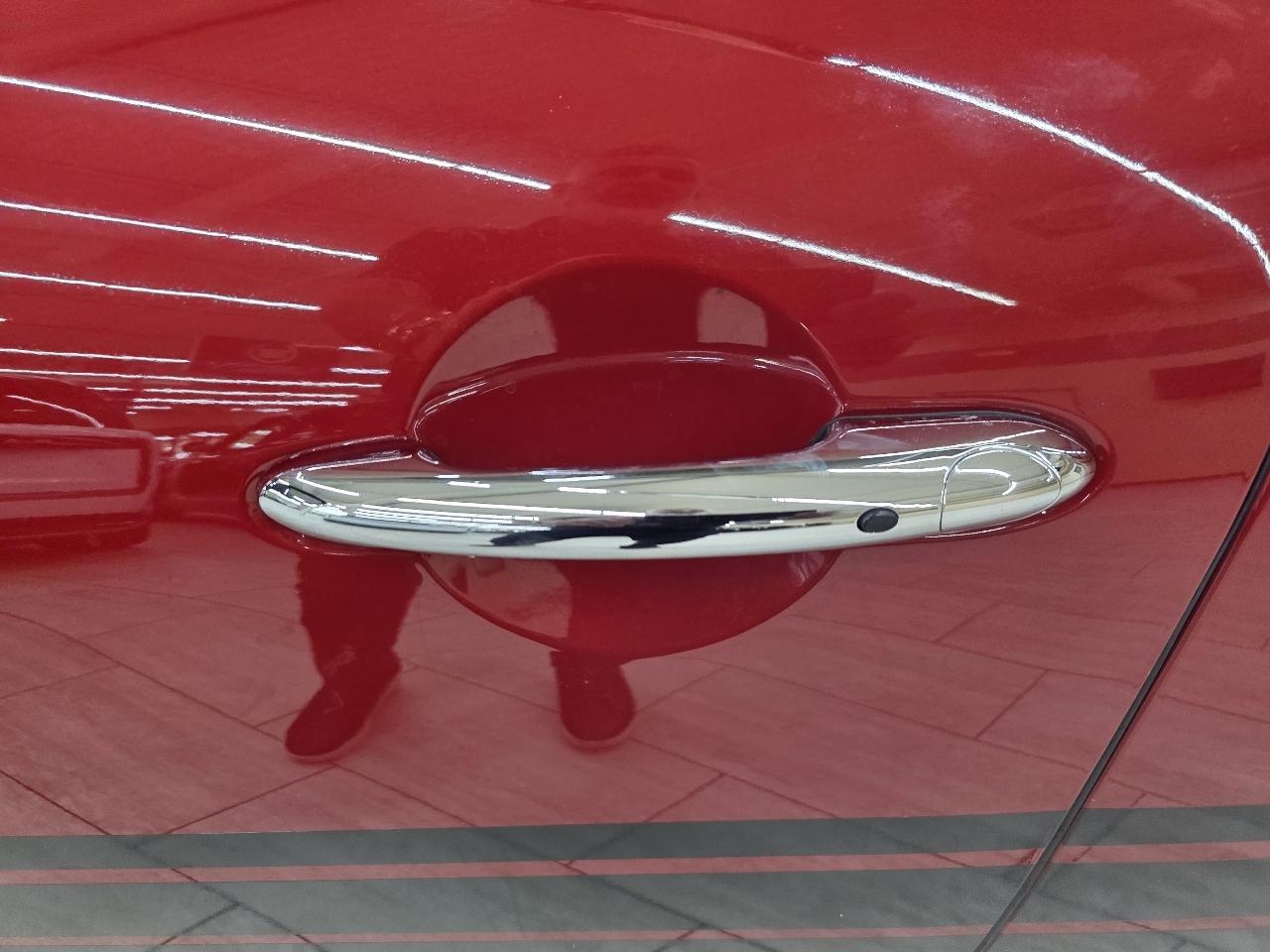 MINI Cooper Base 2015