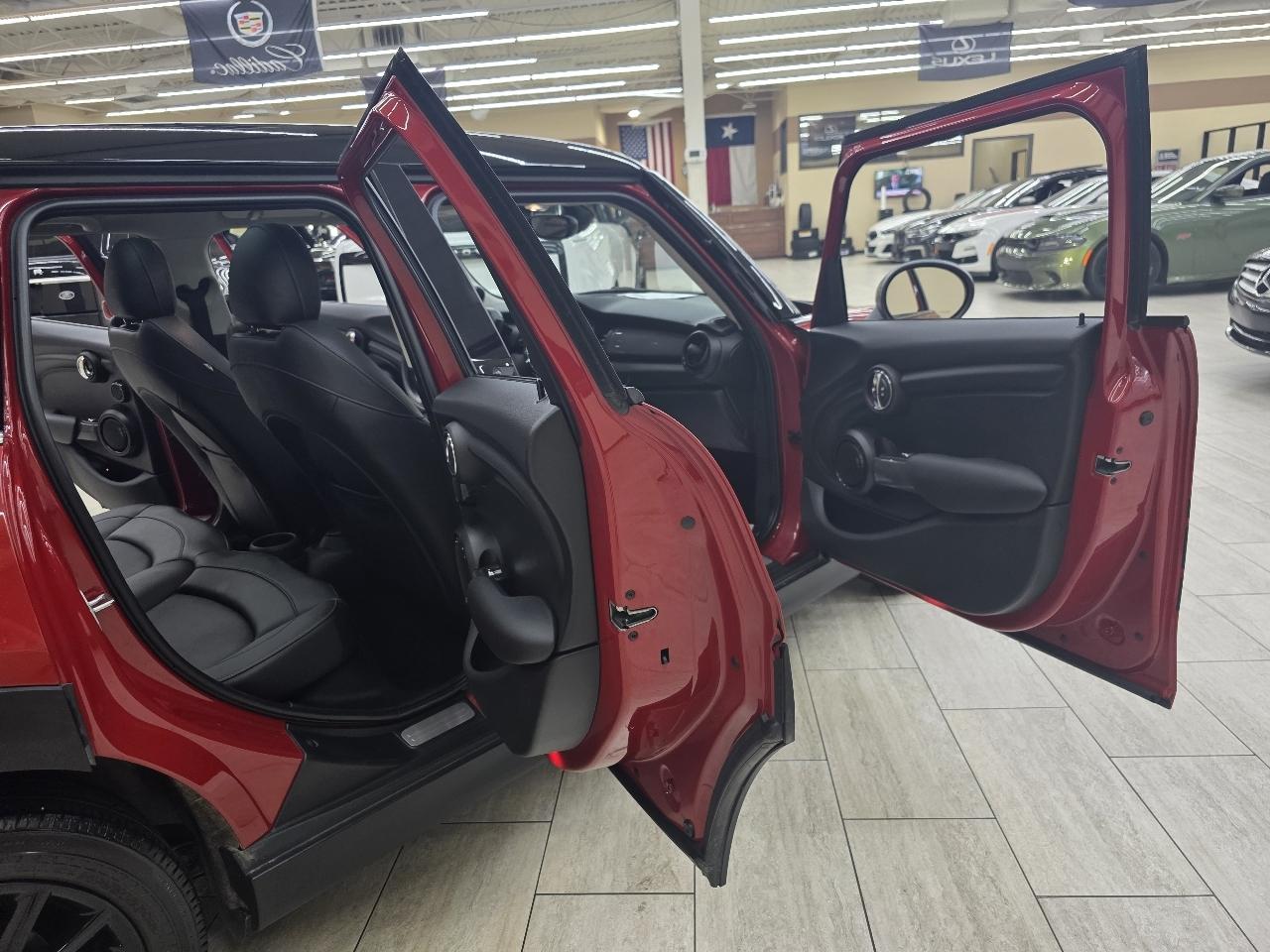MINI Cooper Base 2015
