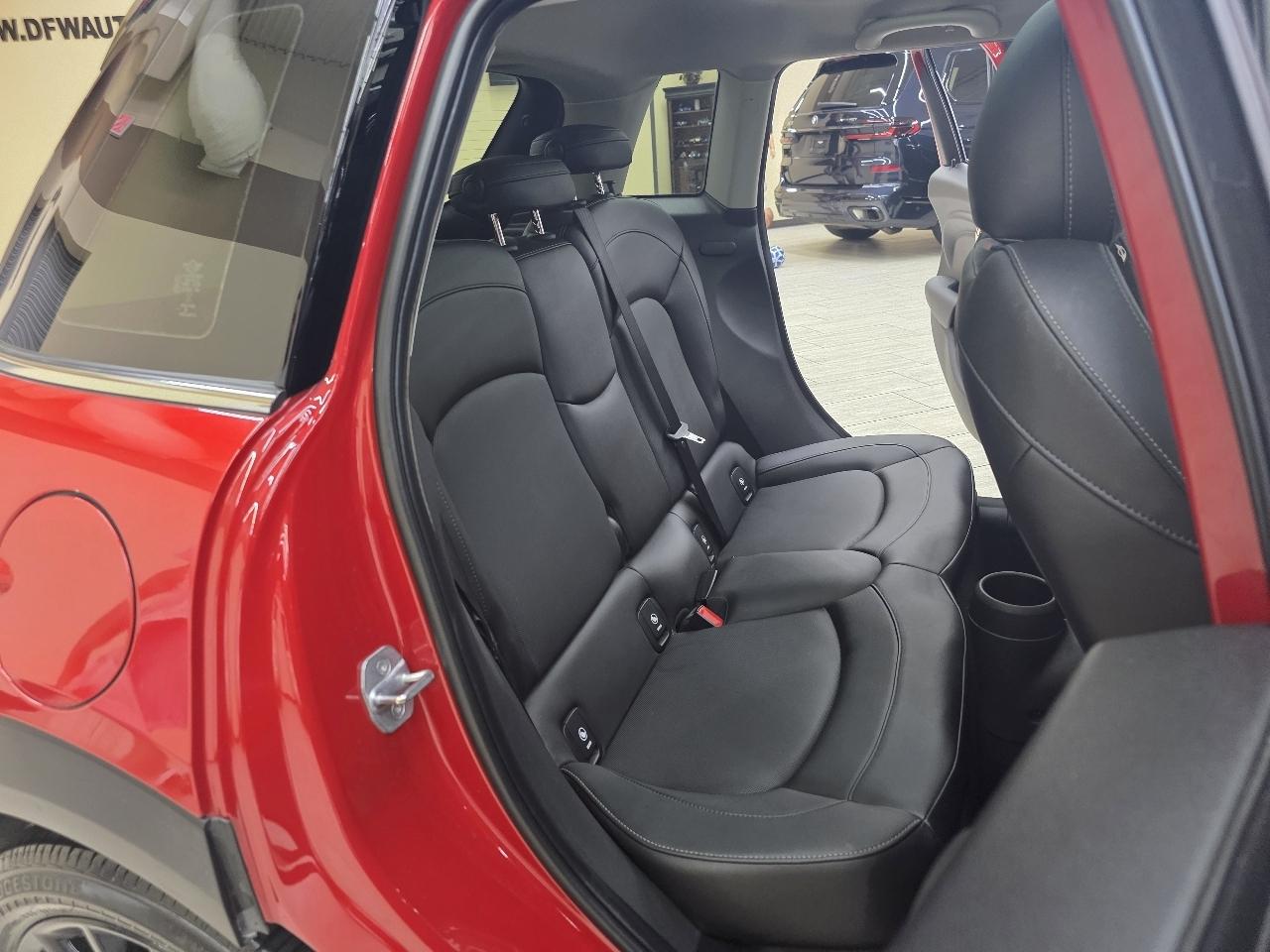 MINI Cooper Base 2015