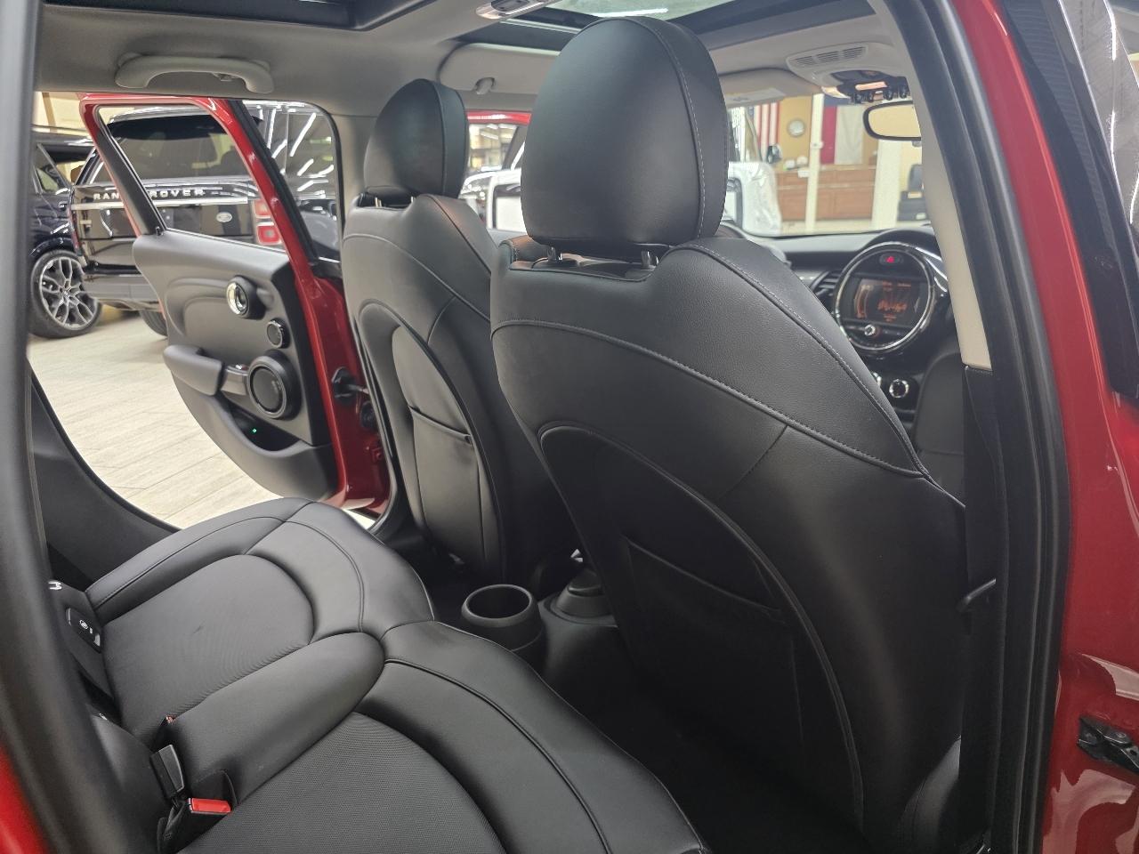 MINI Cooper Base 2015