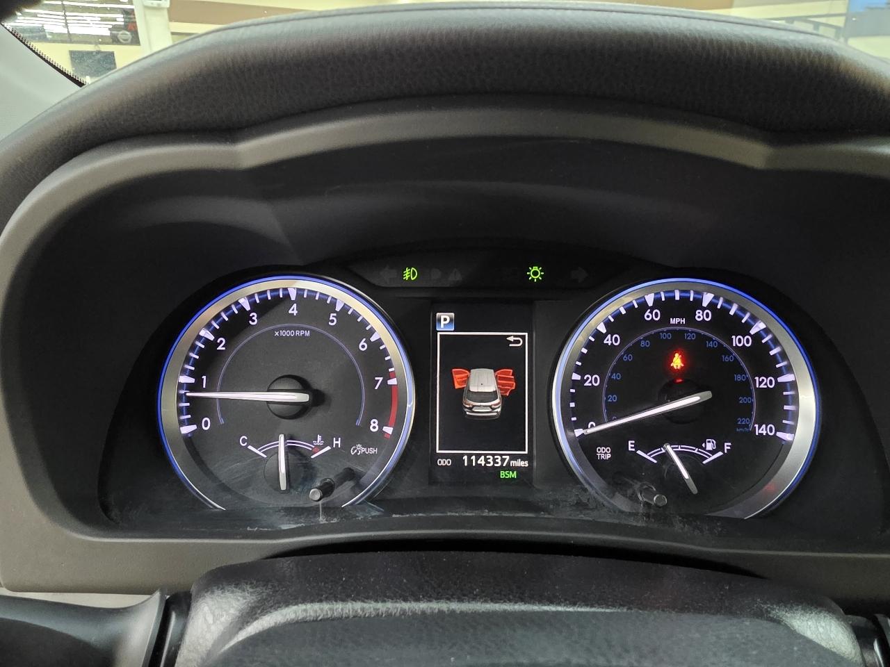 Toyota Highlander SE FWD V6 2017