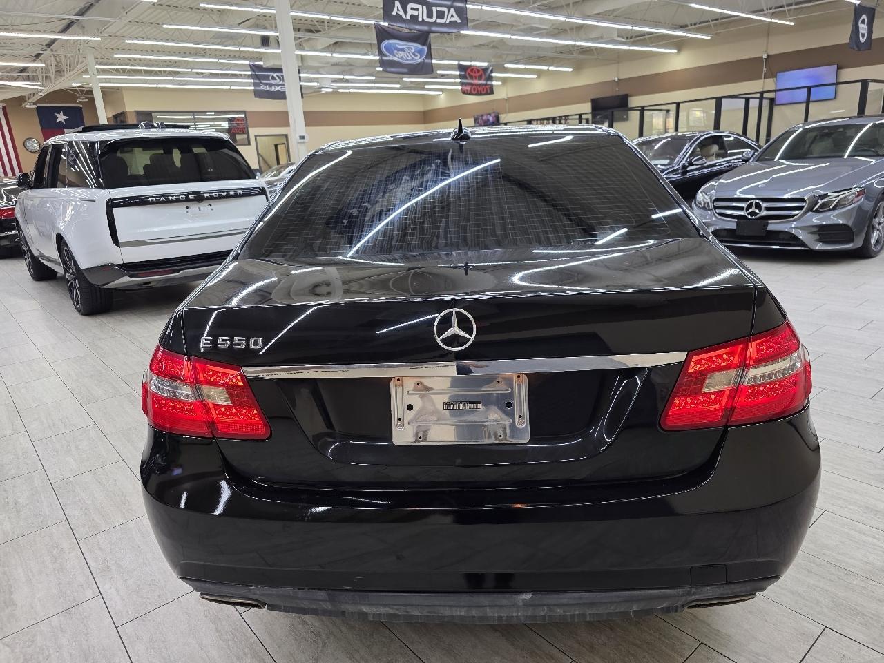 Mercedes-Benz E-Class E550 Sedan 2011