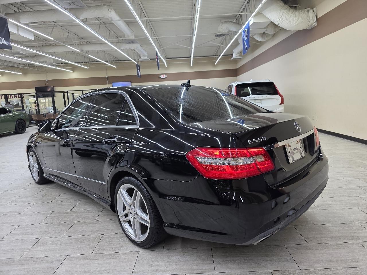 Mercedes-Benz E-Class E550 Sedan 2011