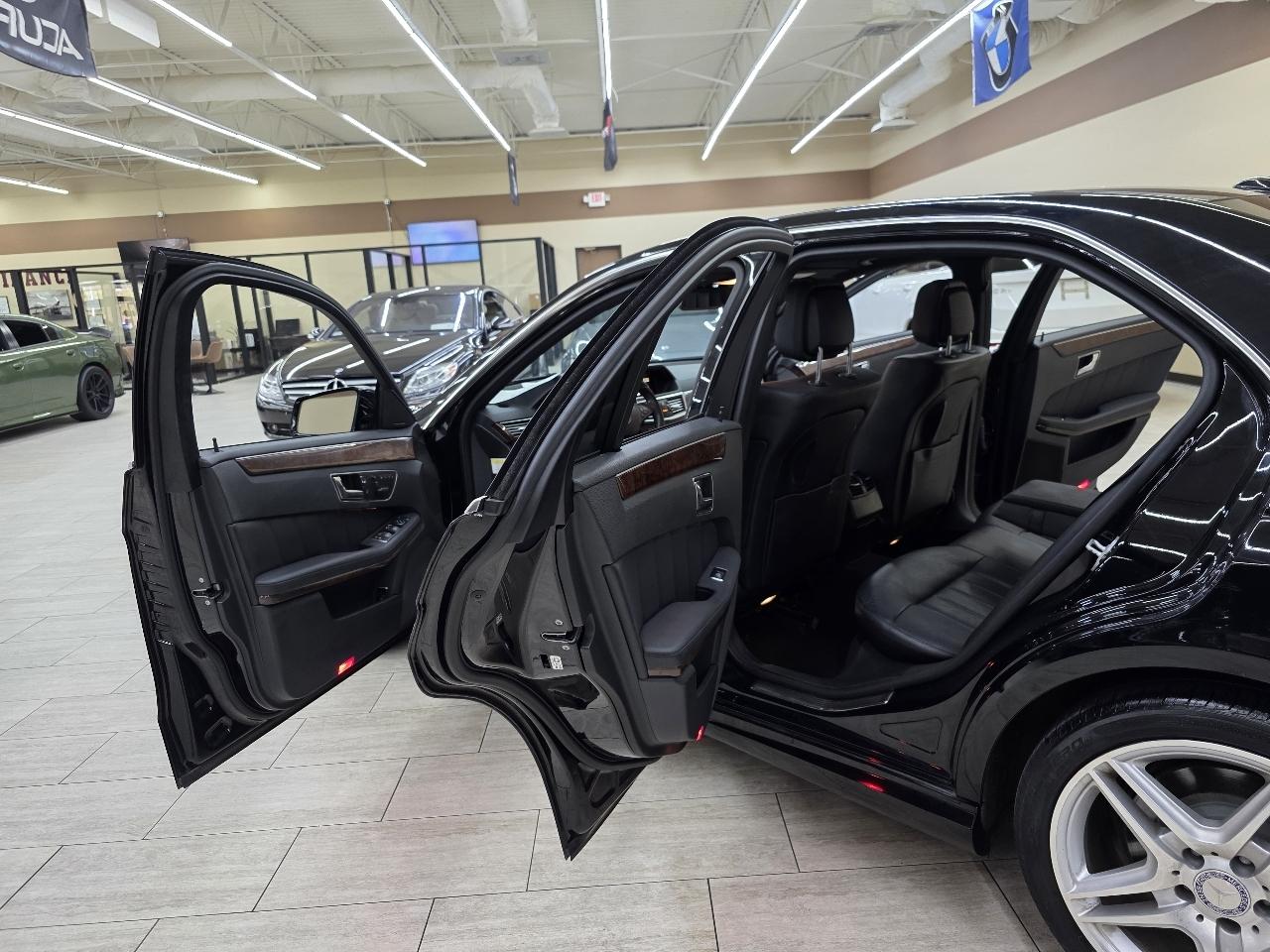Mercedes-Benz E-Class E550 Sedan 2011