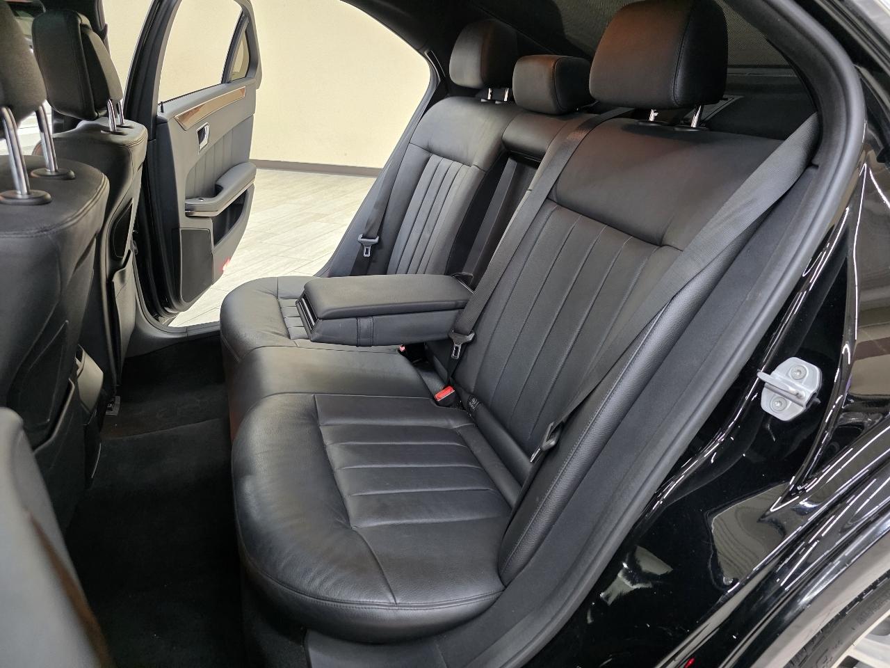 Mercedes-Benz E-Class E550 Sedan 2011