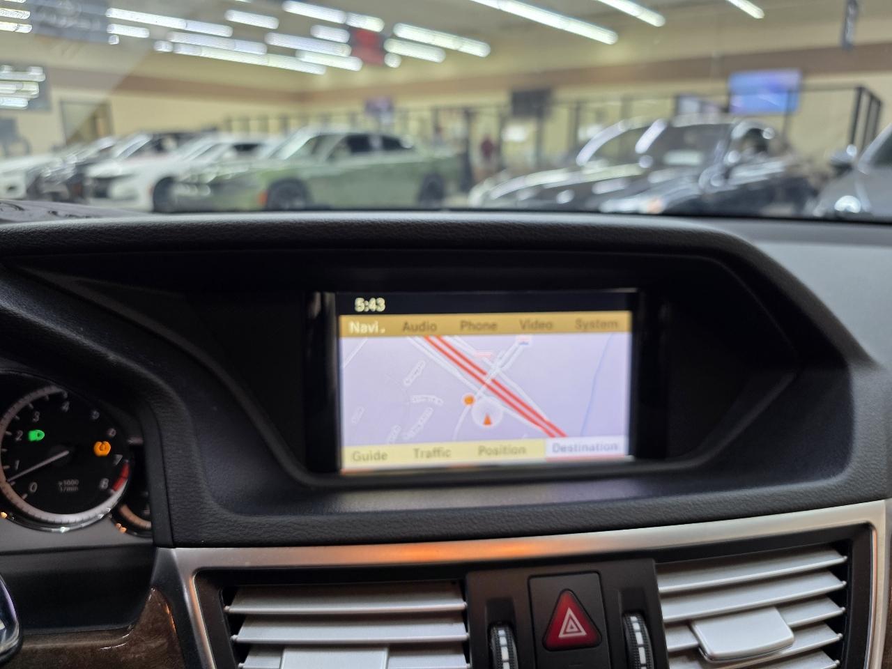 Mercedes-Benz E-Class E550 Sedan 2011