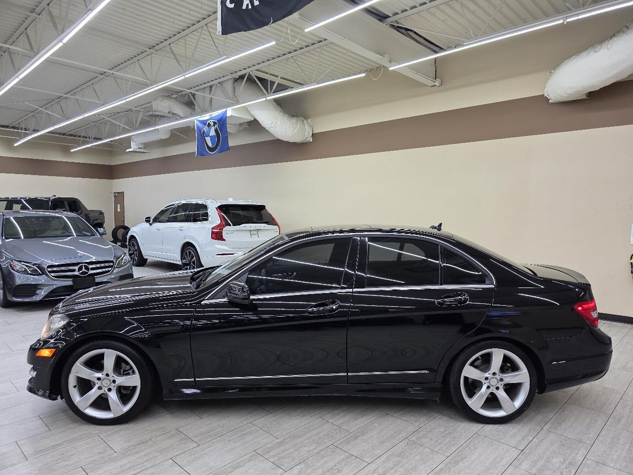 Mercedes-Benz C-Class C250 Luxury Sedan 2014
