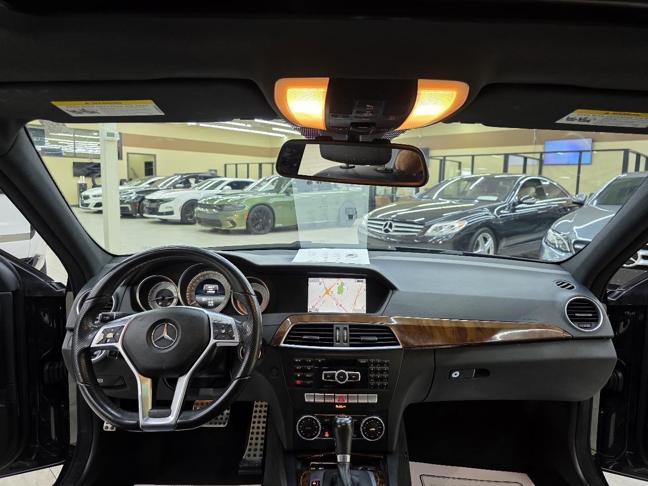 Mercedes-Benz C-Class C250 Luxury Sedan 2014