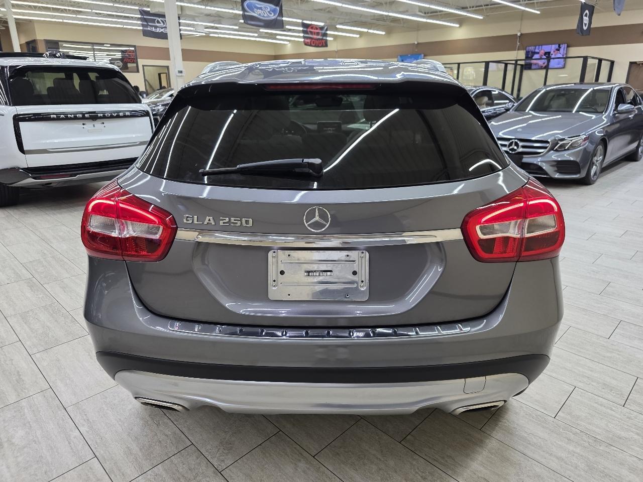 Mercedes-Benz GLA-Class GLA250 2017