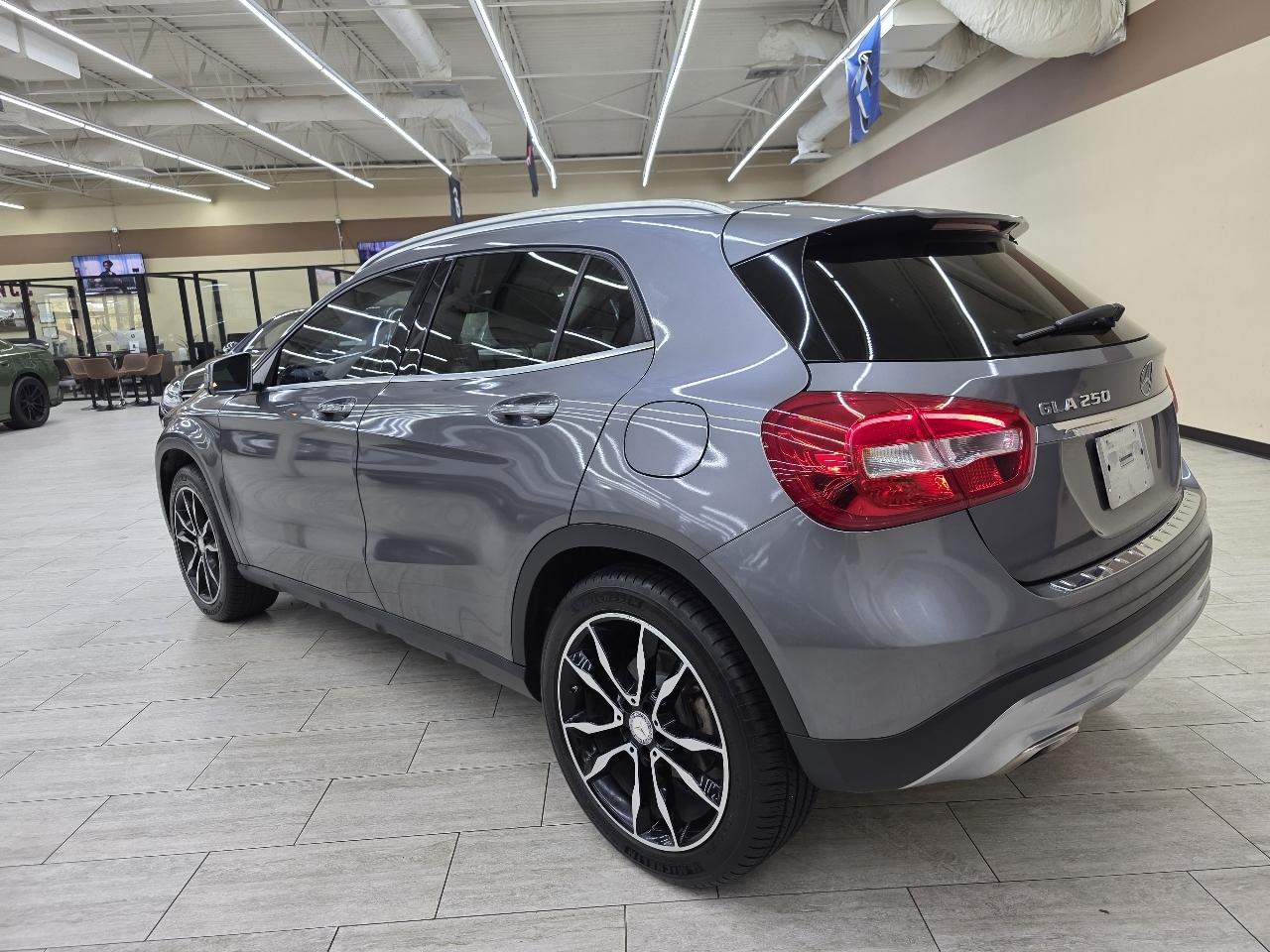 Mercedes-Benz GLA-Class GLA250 2017