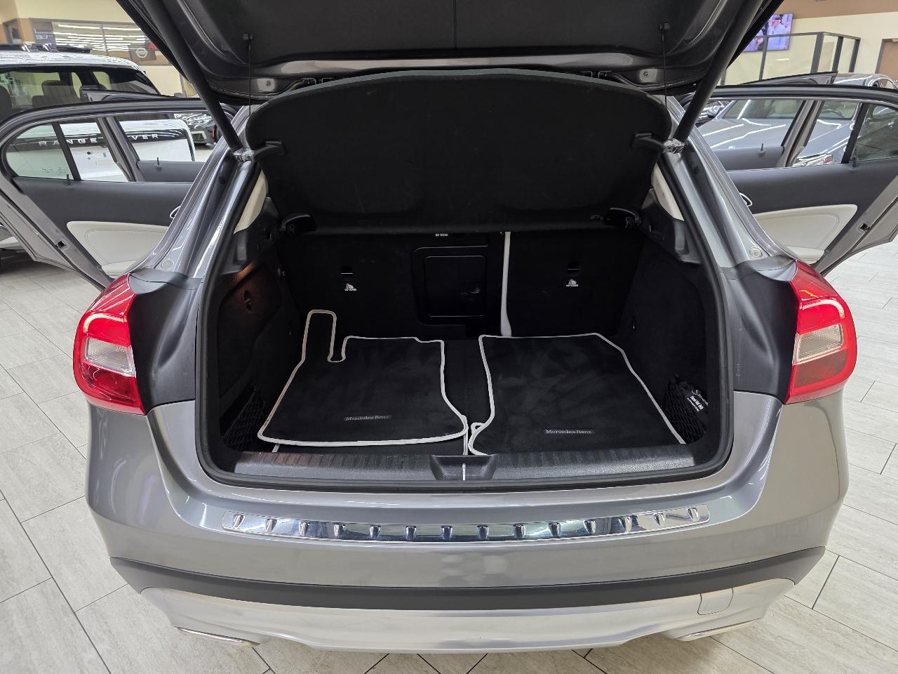 Mercedes-Benz GLA-Class GLA250 2017