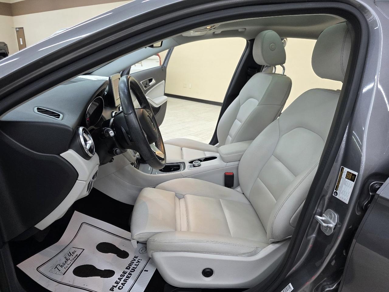 Mercedes-Benz GLA-Class GLA250 2017