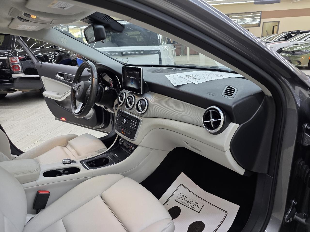 Mercedes-Benz GLA-Class GLA250 2017