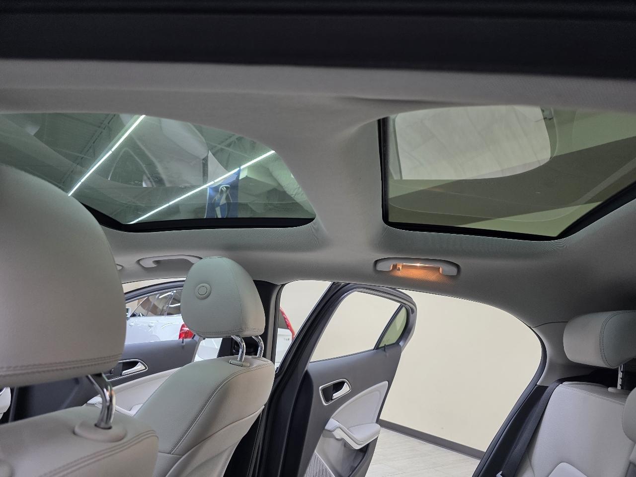 Mercedes-Benz GLA-Class GLA250 2017