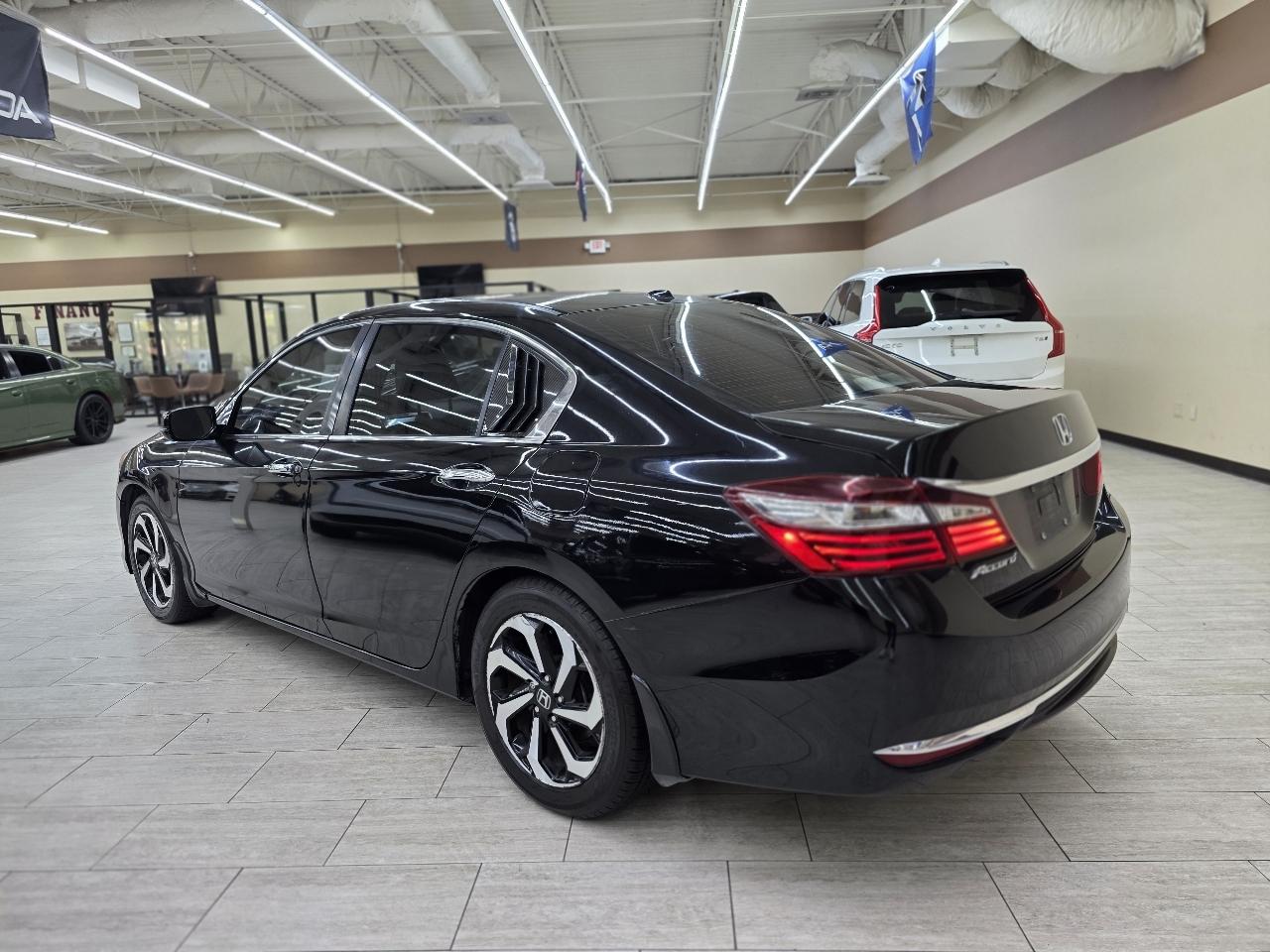 Honda Accord EX-L Sedan CVT 2017
