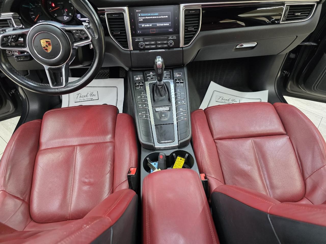 Porsche Macan  2018