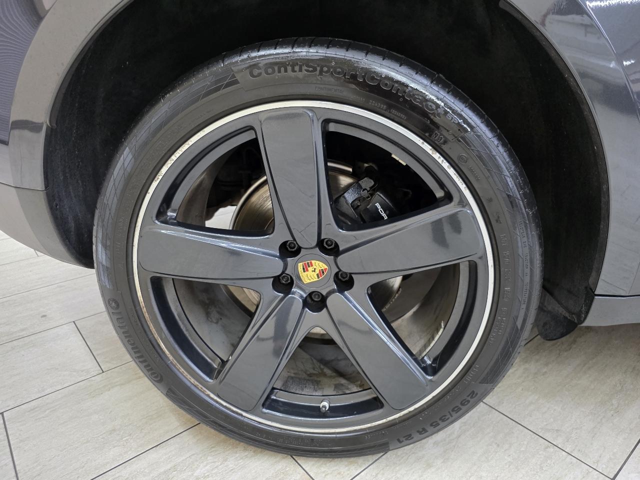 Porsche Macan  2018